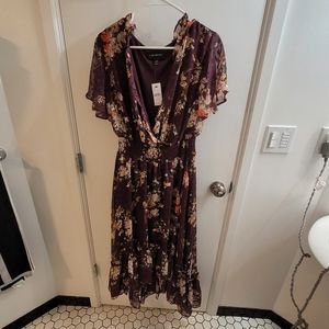 V Neck Floral Fit and Flare Maxi Dress
